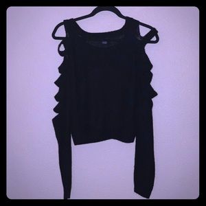 Black knit sweater w/shoulder slots